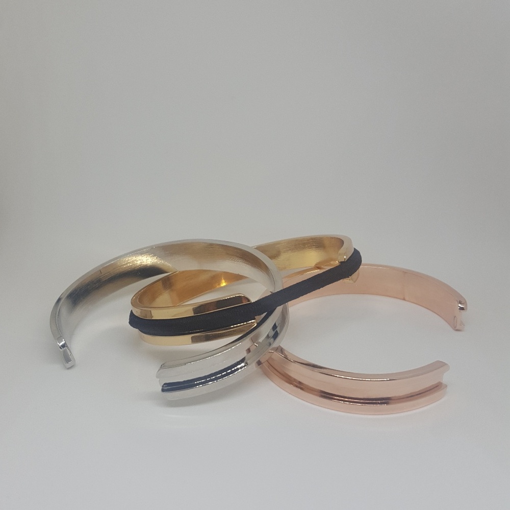 Hair tie bracelete (hide your hairtie!)